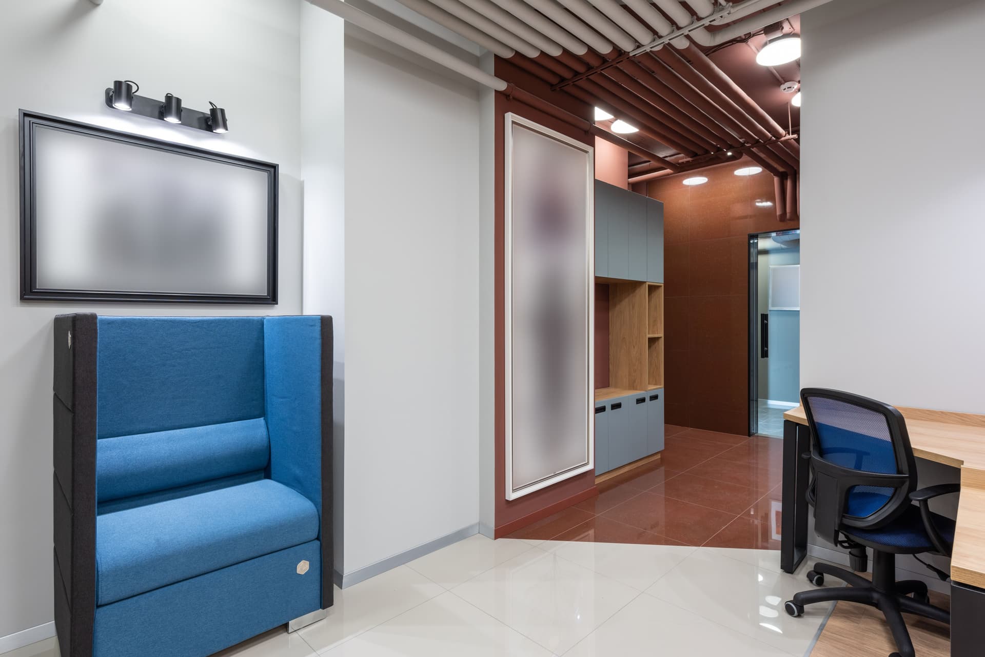 Modern open-plan office with contemporary furniture, representing workplace furniture lifecycle management